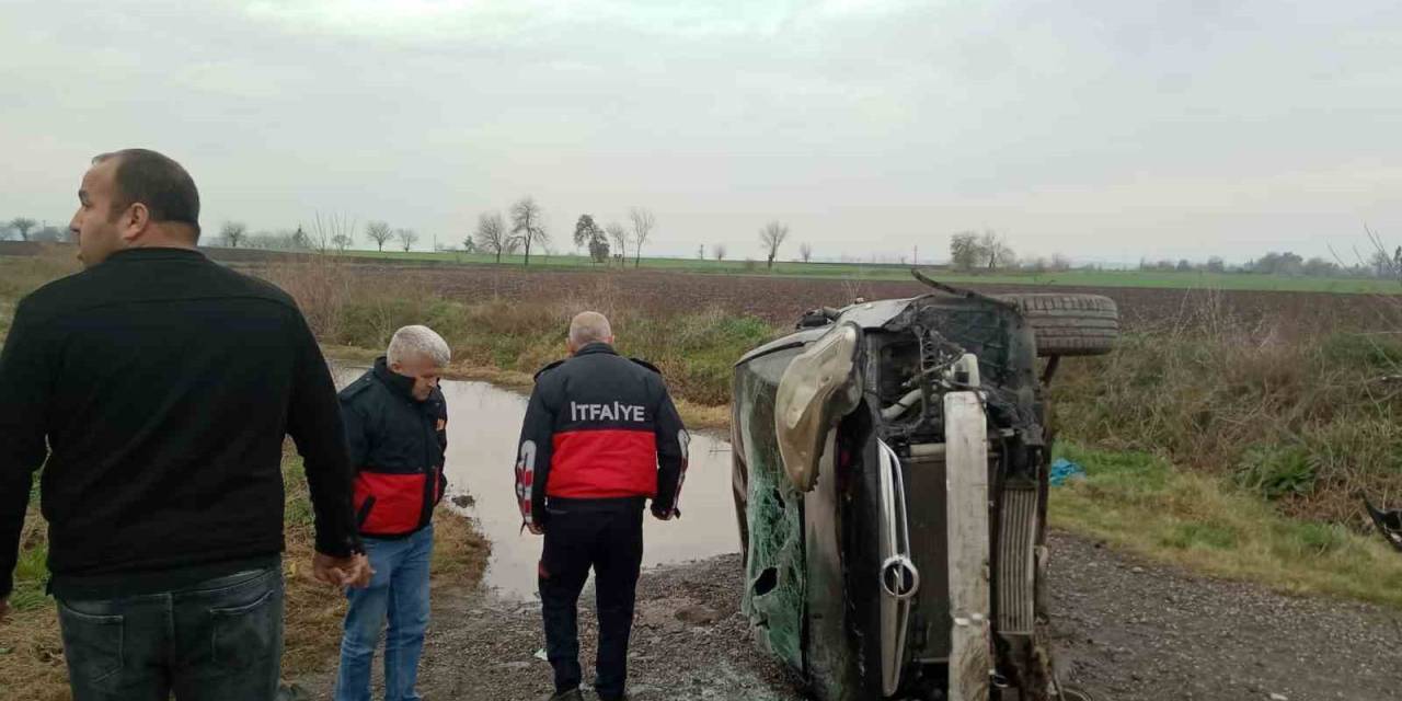 Osmaniye’de Otomobil Yan Yattı: 1 Kişi Yaralandı