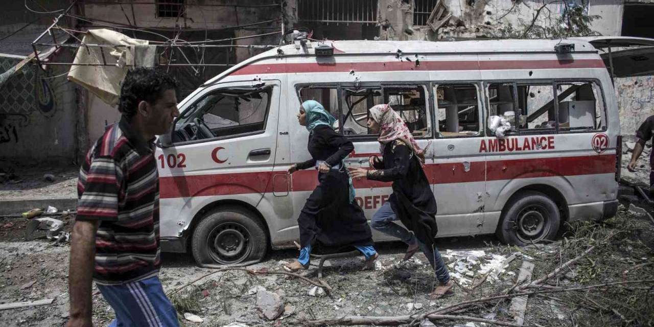 İsrail, Gazze Şeridi’nde Ambulansı Hedef Aldı: 4 Ölü