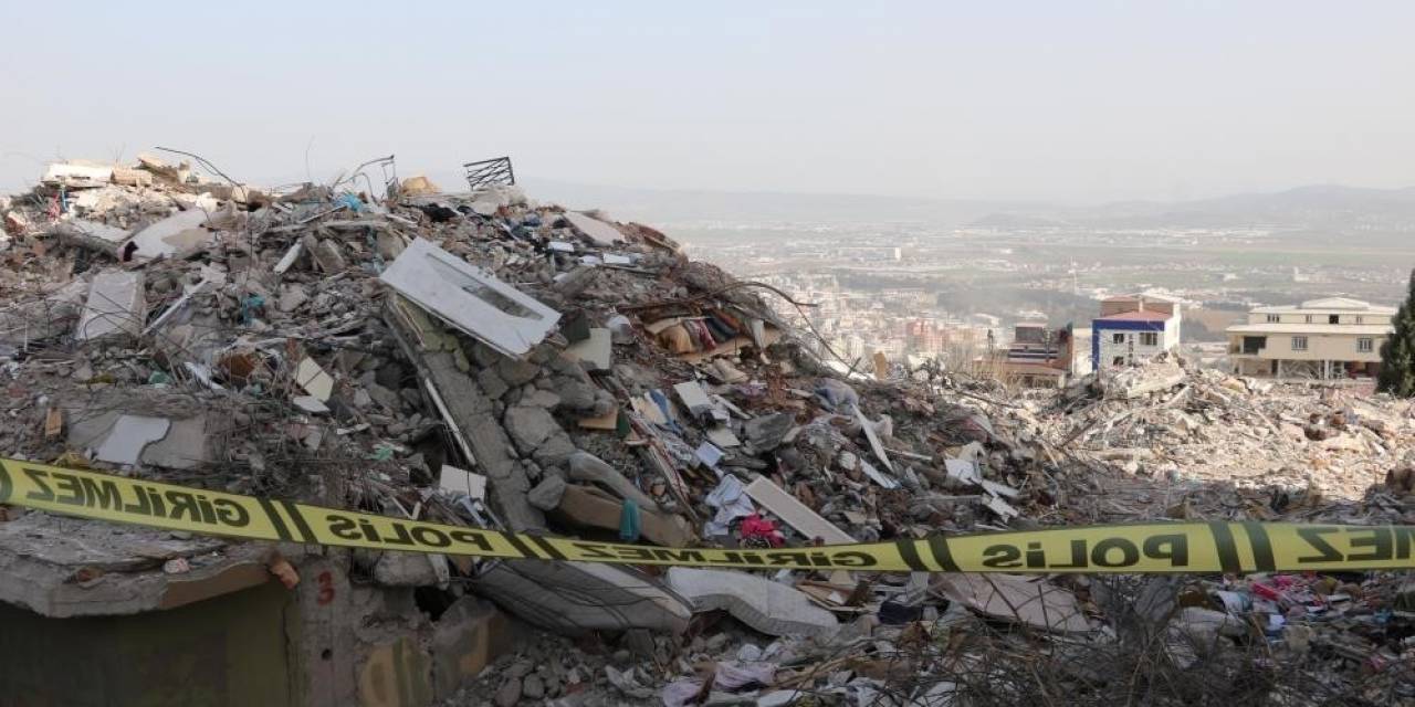Deprem Soruşturmasında Tutuklanan Eski Belediye Başkanı Tahliye Edildi