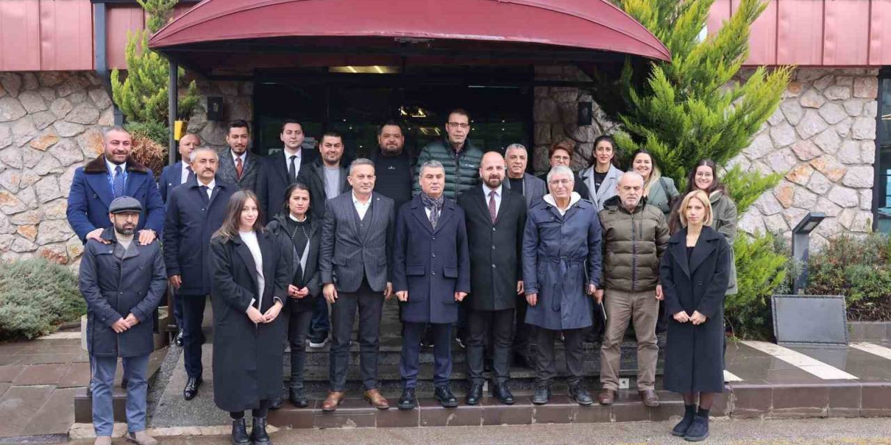 Gölbaşı Belediye Başkanı Şimşek Gazetecilerle Bir Araya Geldi