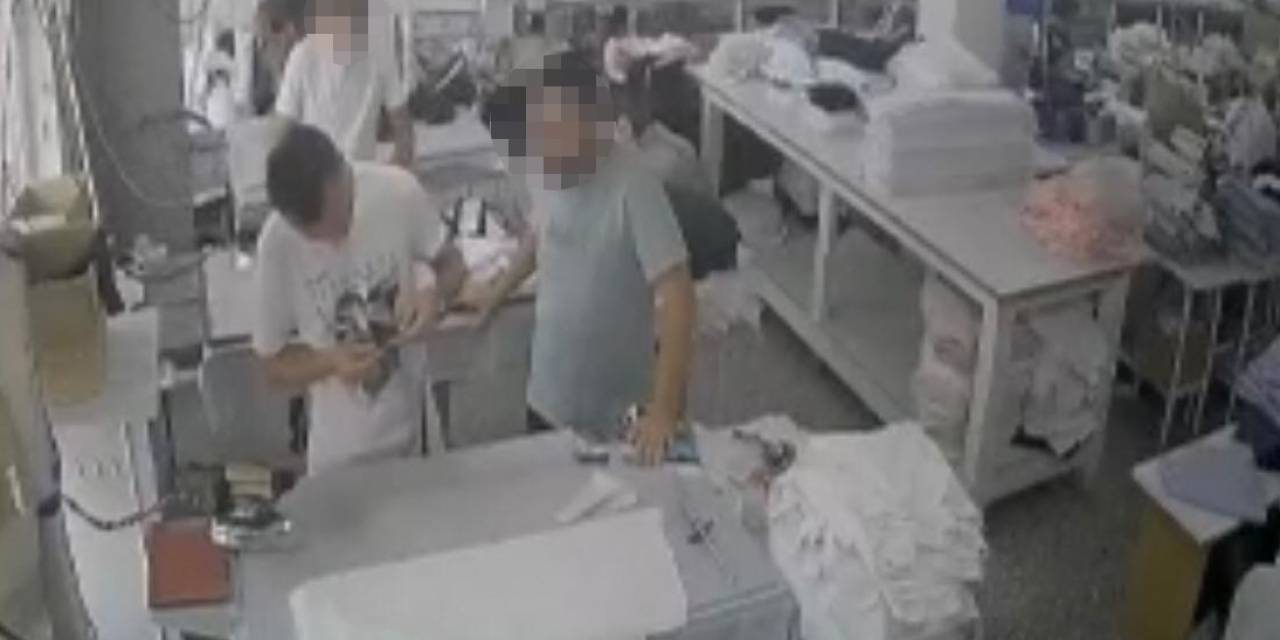 Tekstil Atölyesinde “Yüzüme Kumaş Attın” Kavgası Kamerada: Ortalık Karıştı, İş Arkadaşları Ayırdı