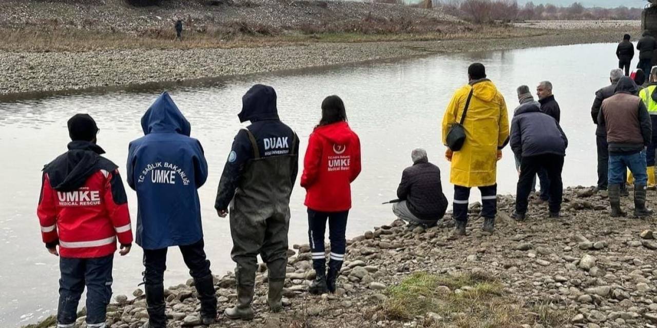Diyarbakır’da 36 Kişilik Ekip Dört Gündür Kayıp Vatandaşı Arıyor