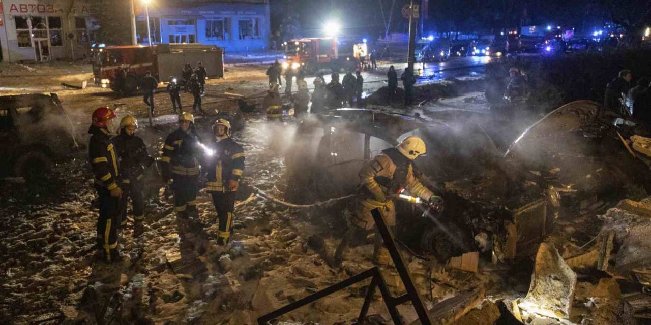 Rusya, Harkov’da S-300 Füzeleriyle Oteli Hedef Aldı: 11 Yaralı