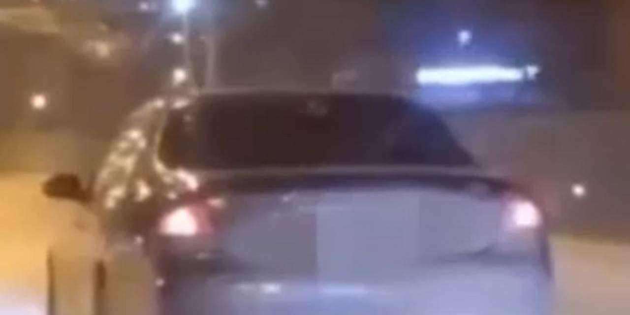 Abartı Egzozlu Aracıyla Yaptığı Şov Pahalıya Patladı