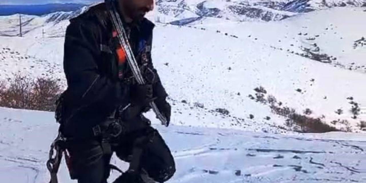 Vedaş Ekibi Karda Yoğun Mesai Harcıyor