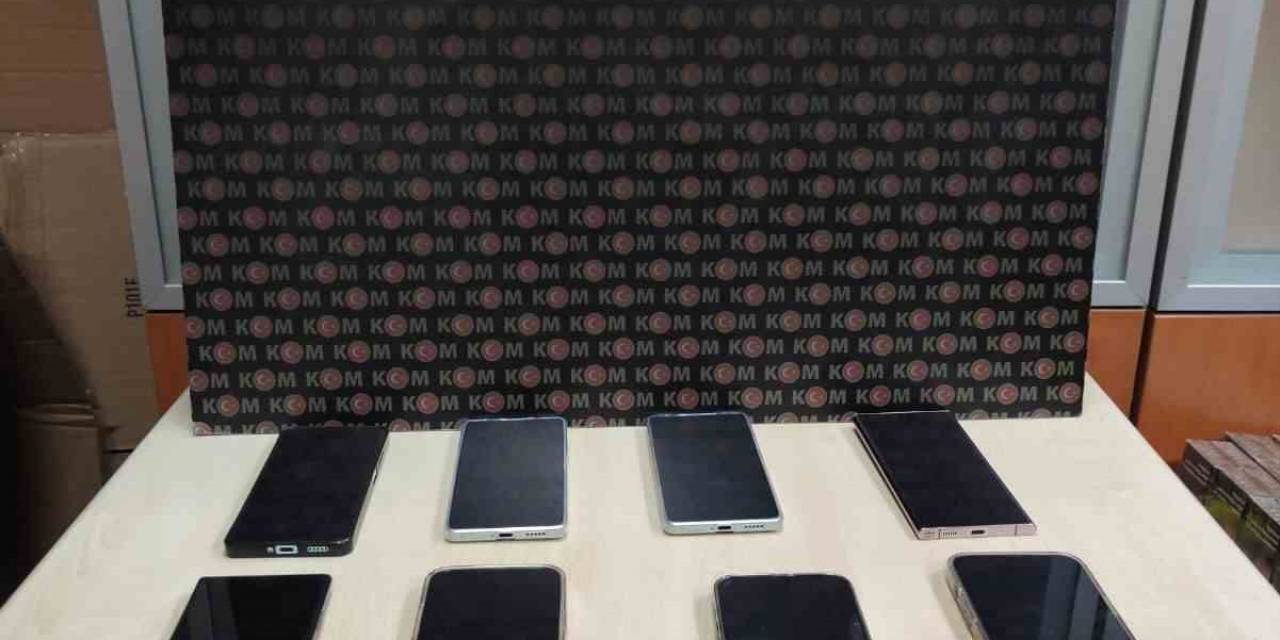 Bolu’da 360 Bin Lira Değerinde Kaçak Telefon Ele Geçirildi