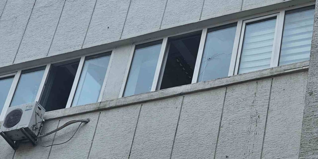 Yorgun Merminin Hedefi Bu Kez Artvin’de Valilik Binası Oldu