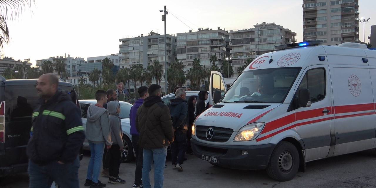Mersin’de Kış Gününde Denize Giren 2 Çocuktan Biri Öldü, Diğerinin Durumu Ağır