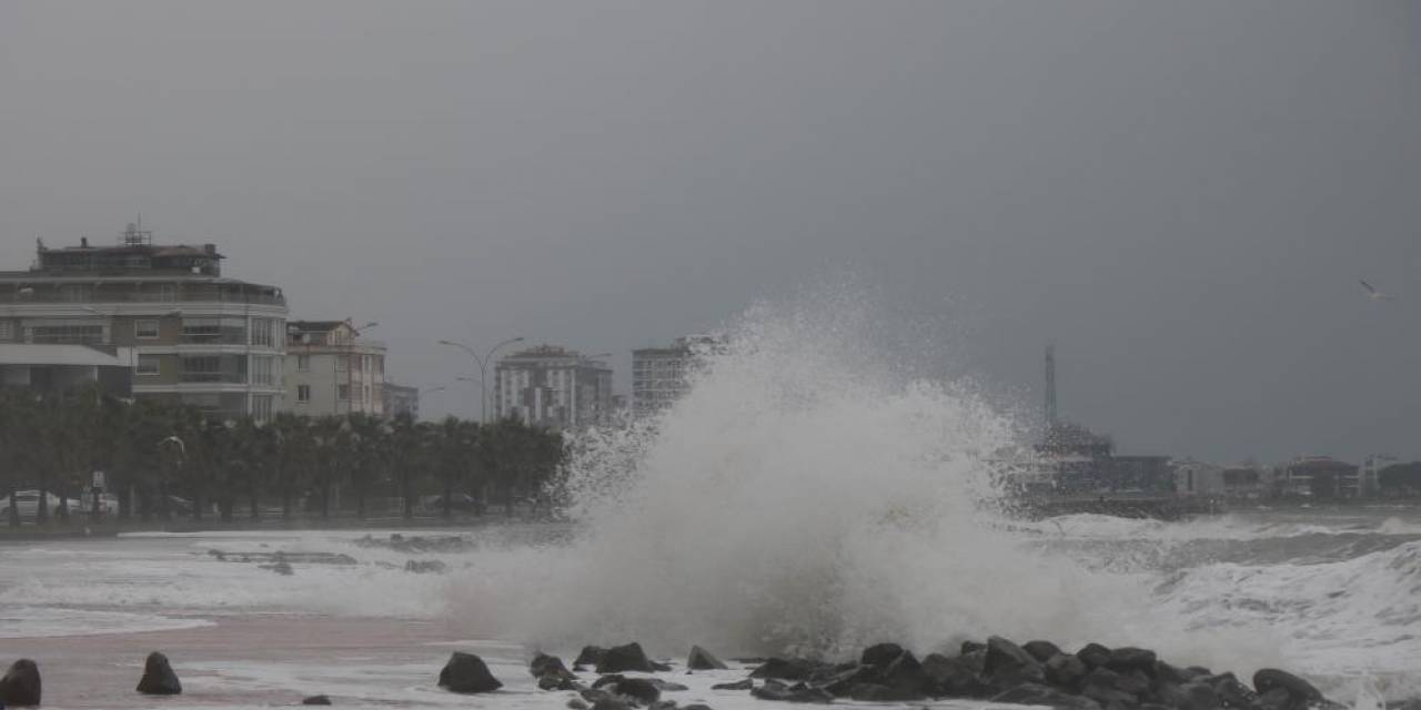 Karadeniz’de Fırtına Uyarısı