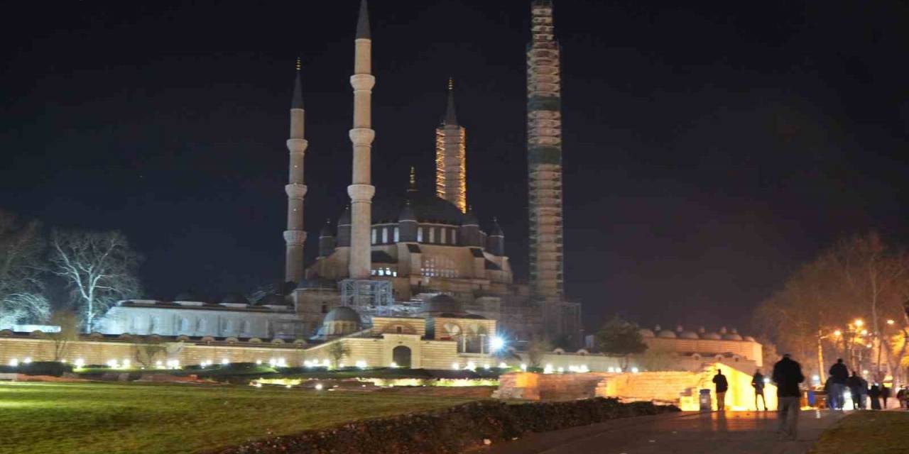 Selimiye’de Regaip Kandili Coşkusu