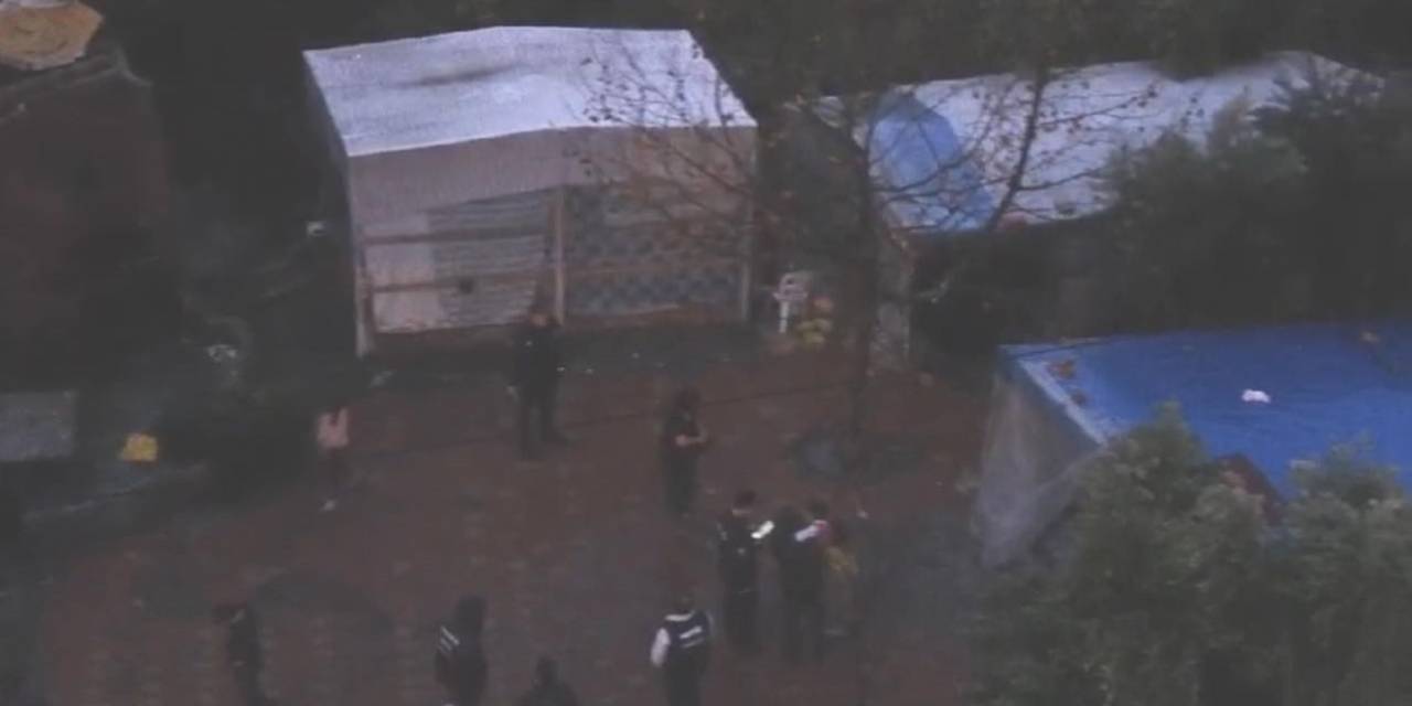 Kılık Değiştirerek Maymuncukla Ev Ve İş Yerlerini Soyan Hırsızlar Yakalandı