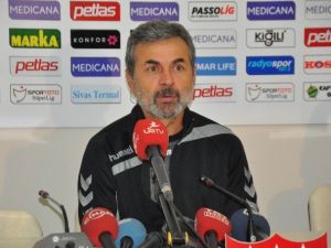 Kocaman: "Sahada Kaos Futbolu Var”