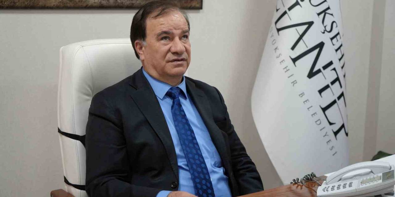 Karanlık Dünyasında Engellilere Işık Oluyor