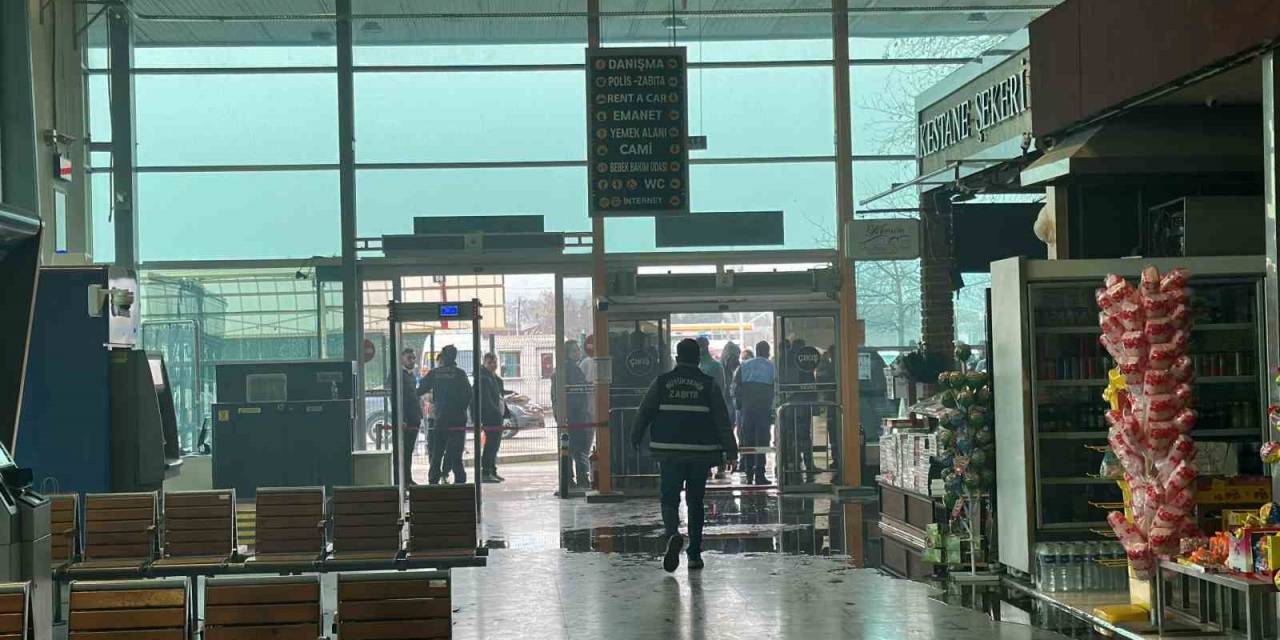 Bursa Şehirlerarası Otobüs Terminali’nde Korkutan Yangın