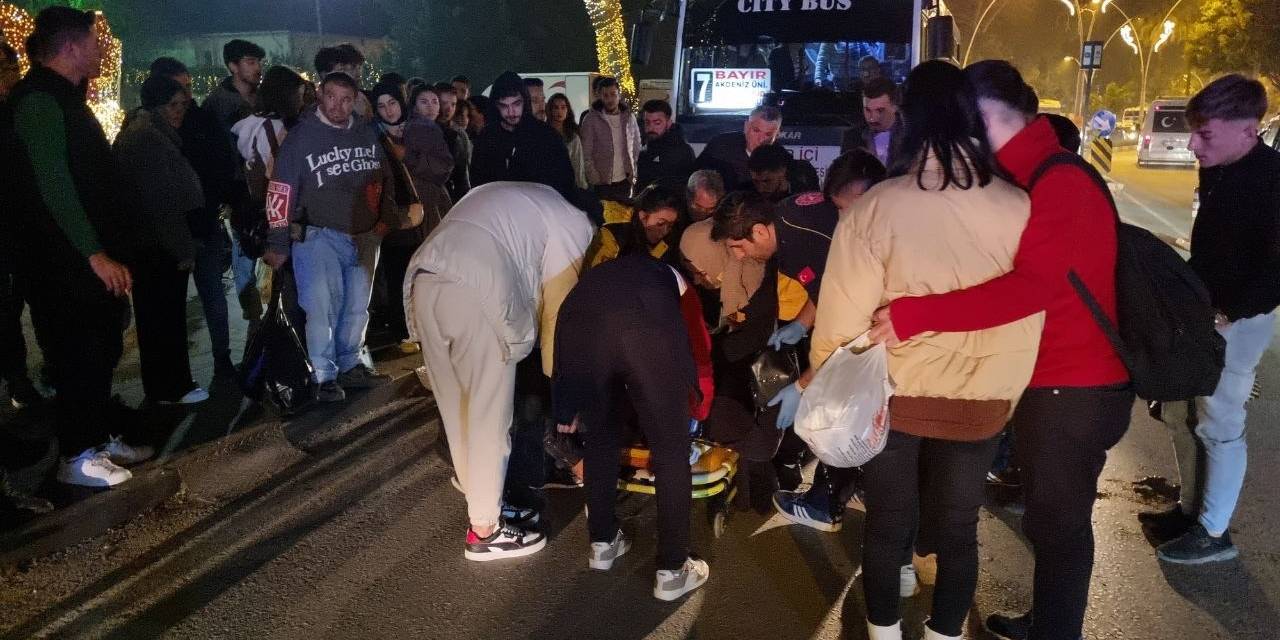 Motosikletin Yayaya Çarptığı Kaza Seyirlik Oldu