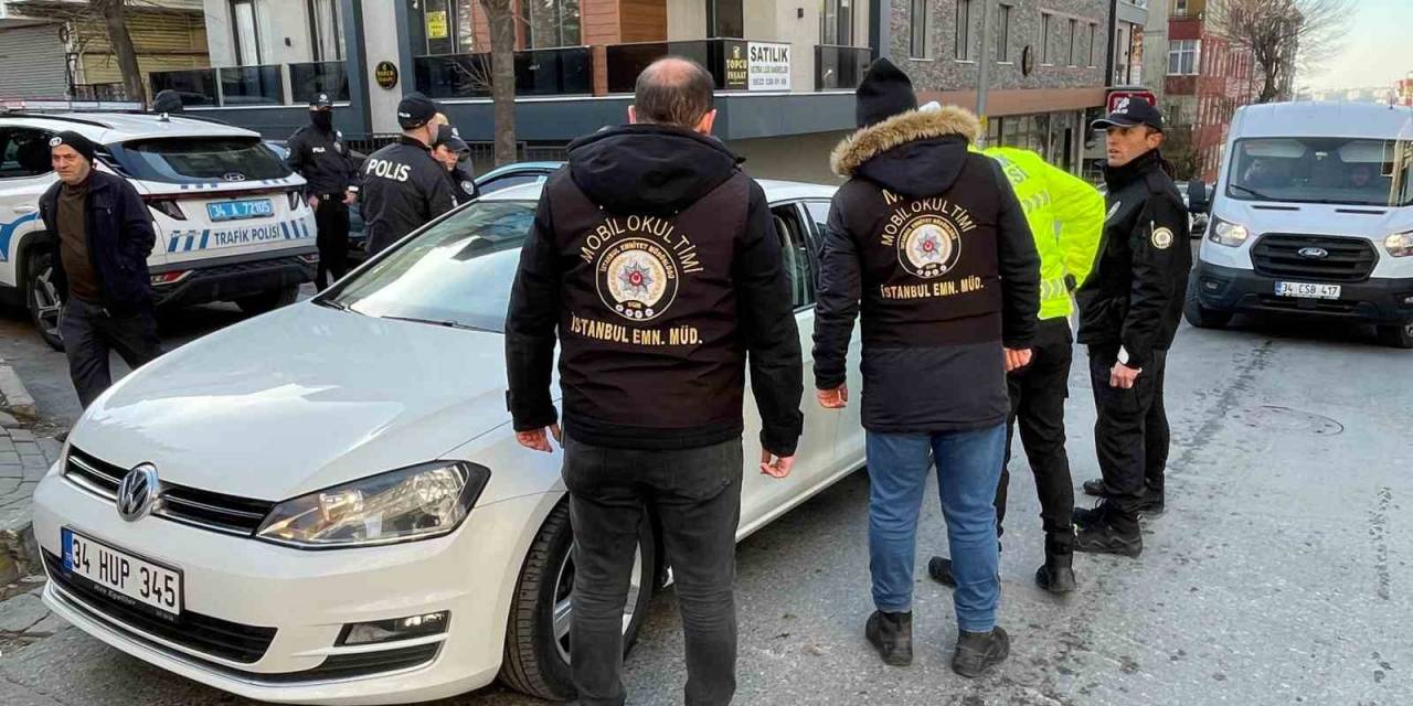 Avcılar’da Okul Önlerinde Asayiş Denetimi