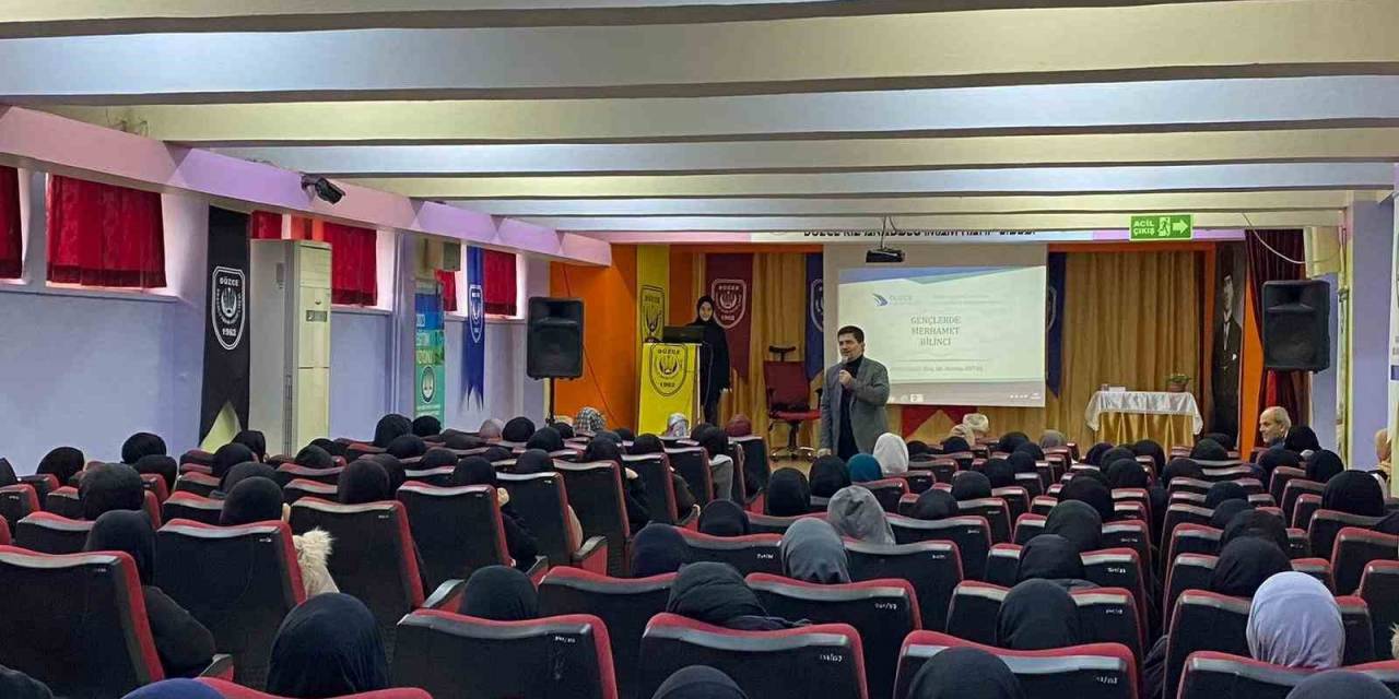 Gençlerde Merhamet Bilinci Semineri