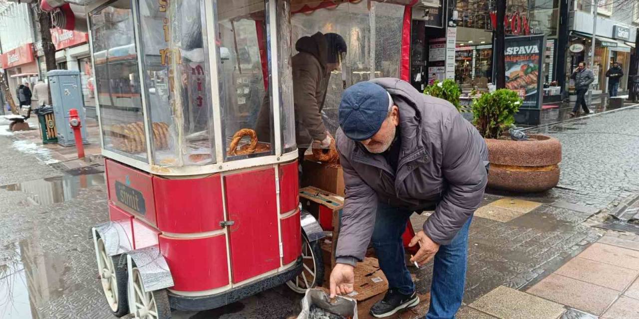 Simitçi Esnaf Isınma Problemlerinin Çözülmesini İstiyor