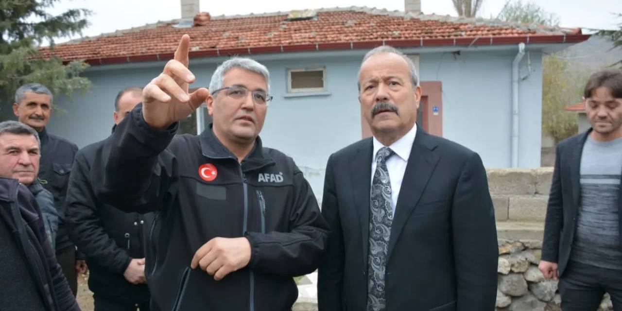 Kaya Düşme Riski Bulunan Köy İçin Çözüm Arayışı Sürüyor