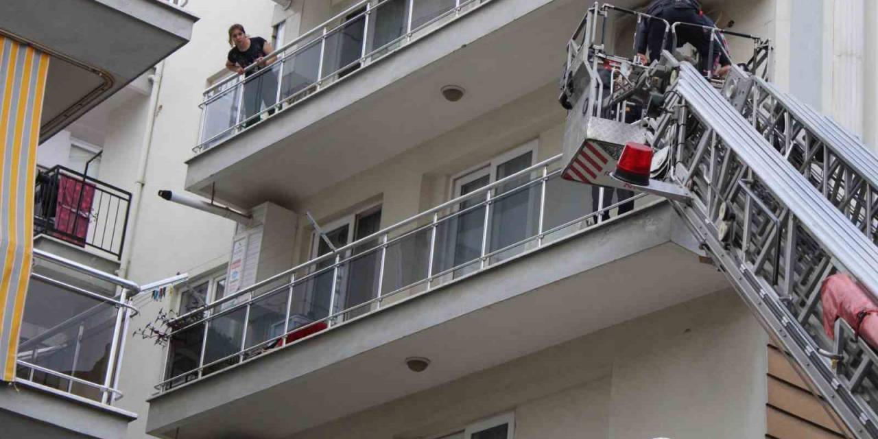 Alkolün Dozunu Kaçırınca, Balkonda Sızdı