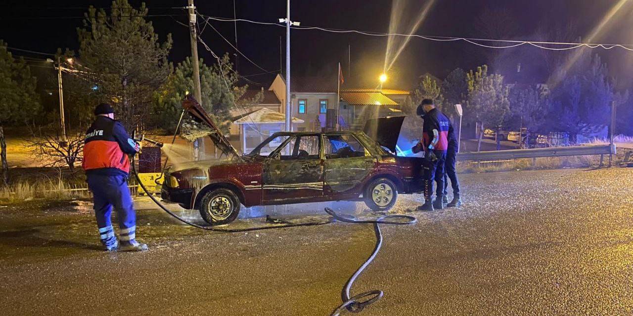 Ceza Kesileceğini Öğrenince Otomobilini Ateşe Verdi