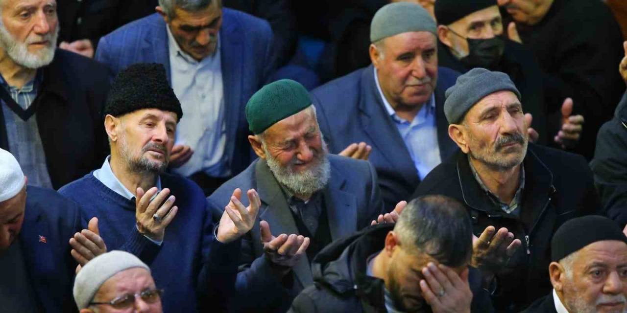 Kutlu Gelenek “1001 Hatim” Dualarla Tamamlandı