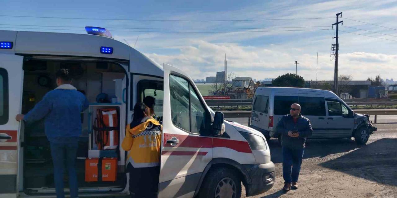 Tekirdağ’da 2 Kişinin Yaralandığı Kaza Kamerada