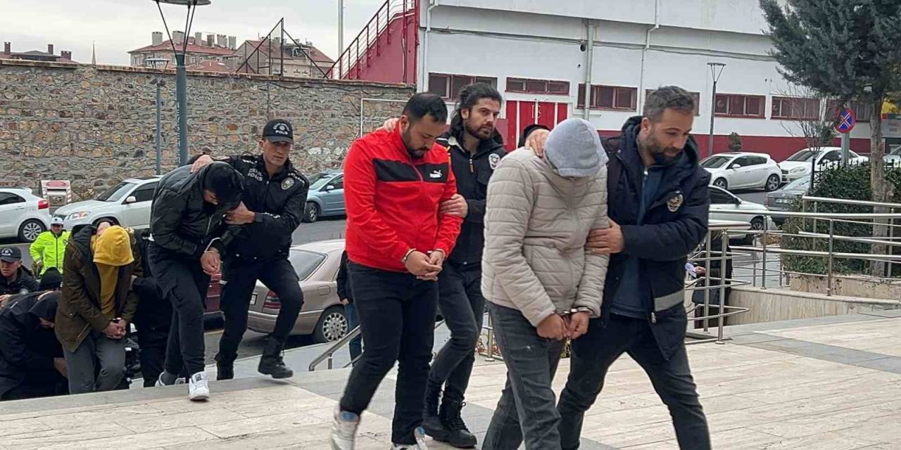 Nevşehir’de "Tatil Çetesi" Üyeleri Tutuklandı