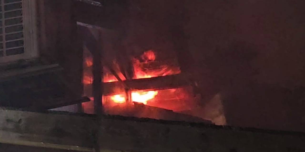 Sakarya’da Tek Katlı Ev Alevlere Teslim Oldu