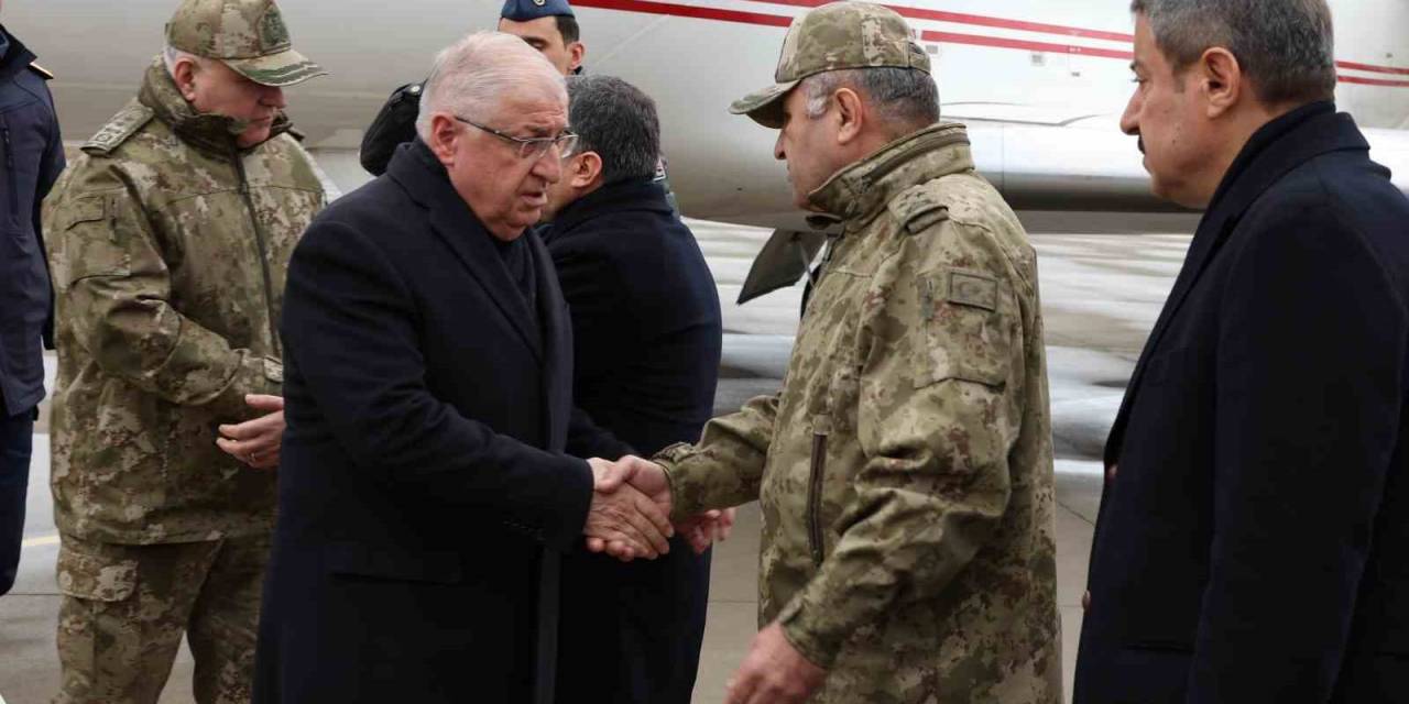 Bakan Güler, Irak Sınır Hattında