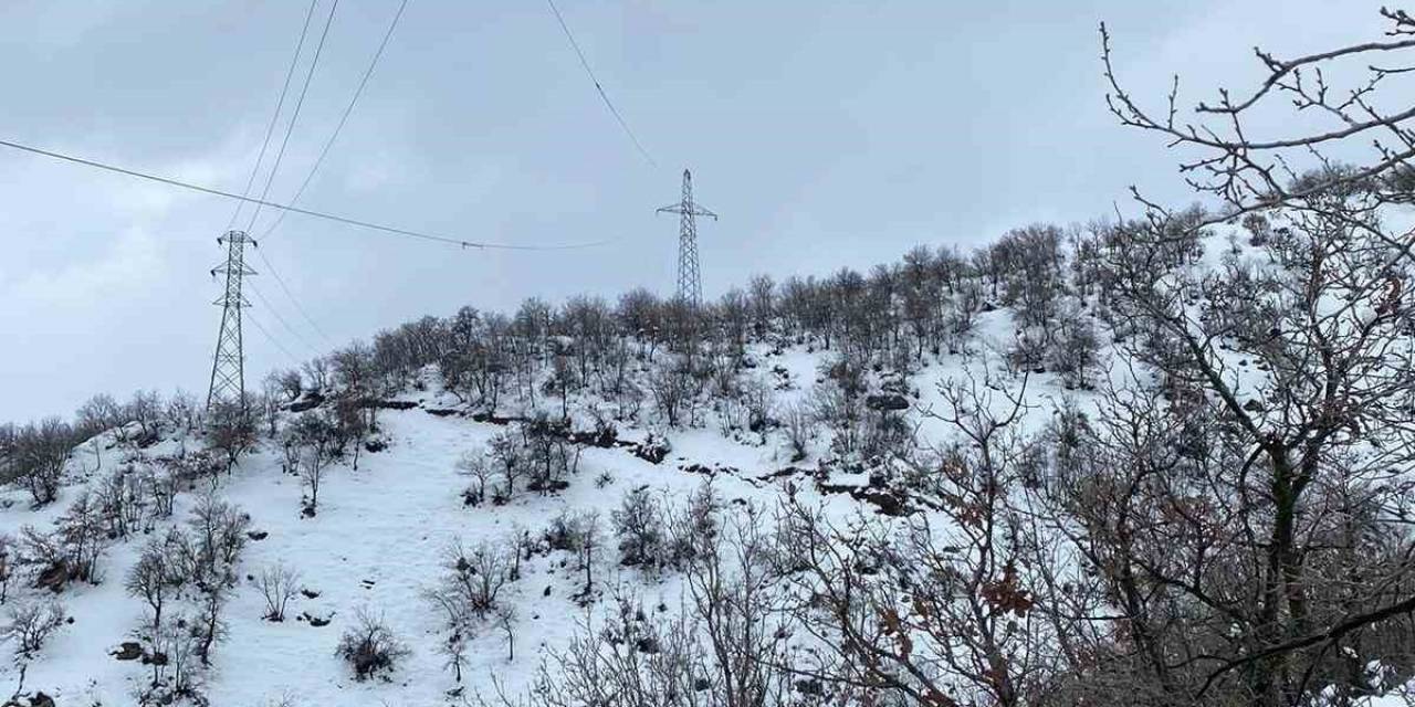 Elektrik Arıza Ekiplerinin Zorlu Mesaisi