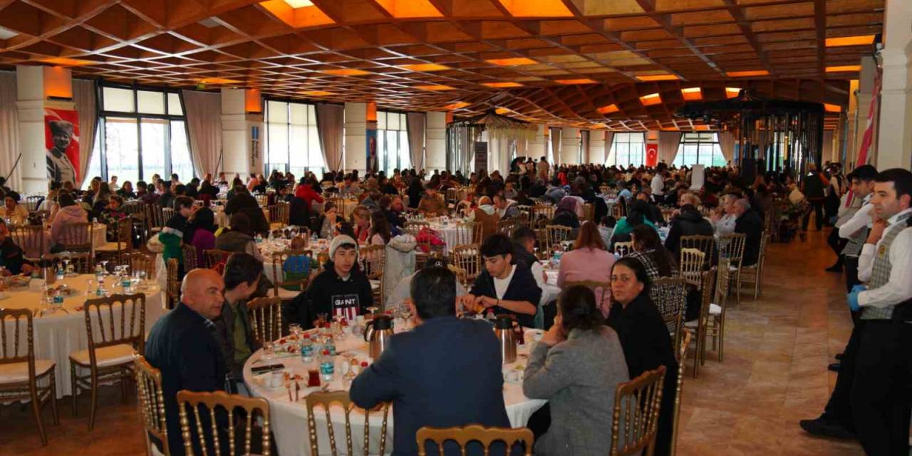 Avcılar Belediyesi İstihdam Ofisi 5 Bin 500 Vatandaşın İş Bulmasını Sağladı