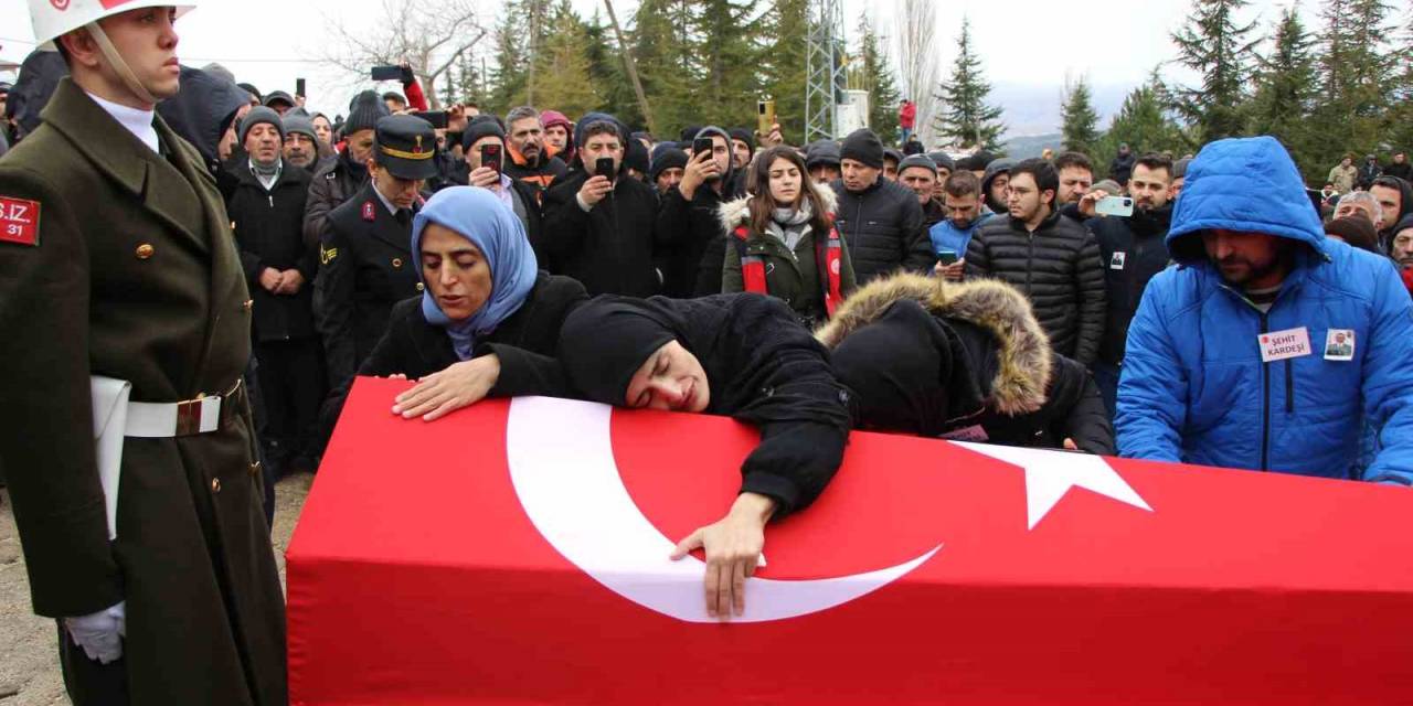 Şehidin Annesi: “Peygamber Efendimize Komşu Oldun Oğlum”