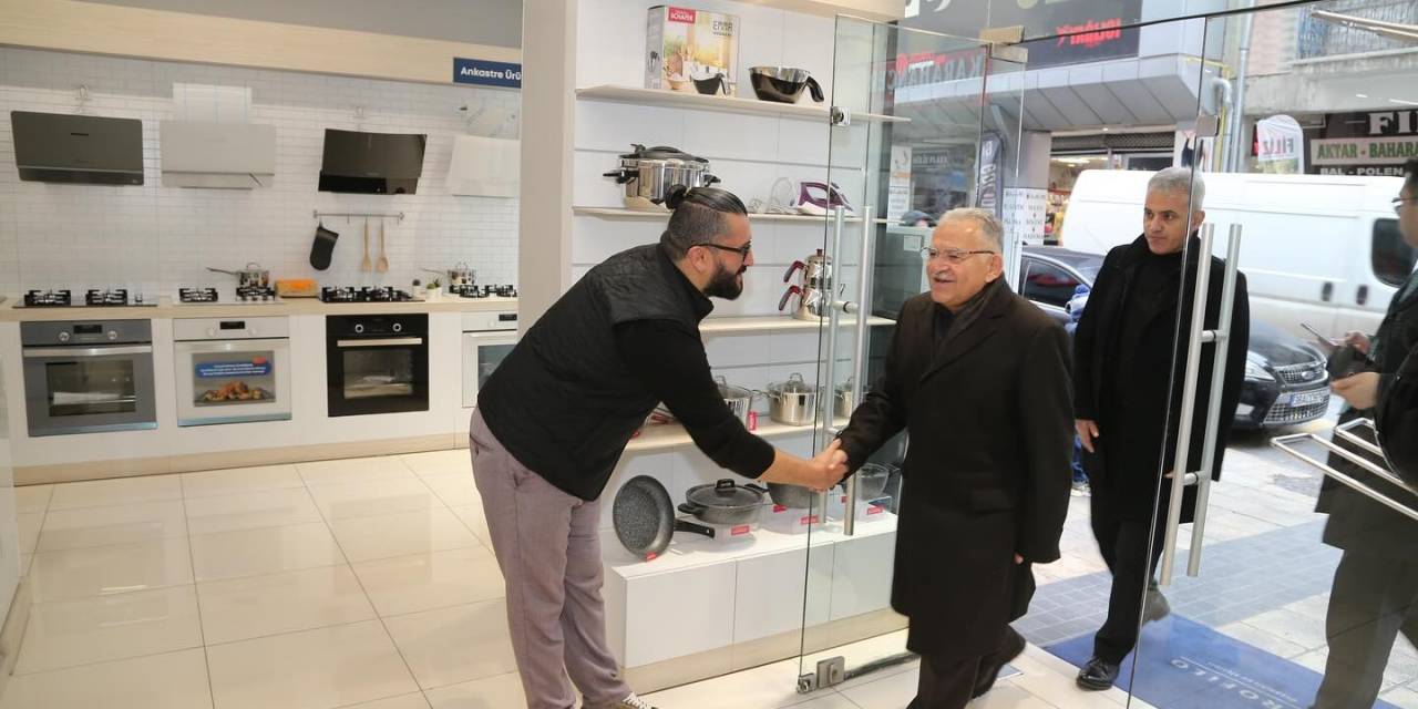 Başkan Büyükkılıç’tan Esnaf Ziyareti