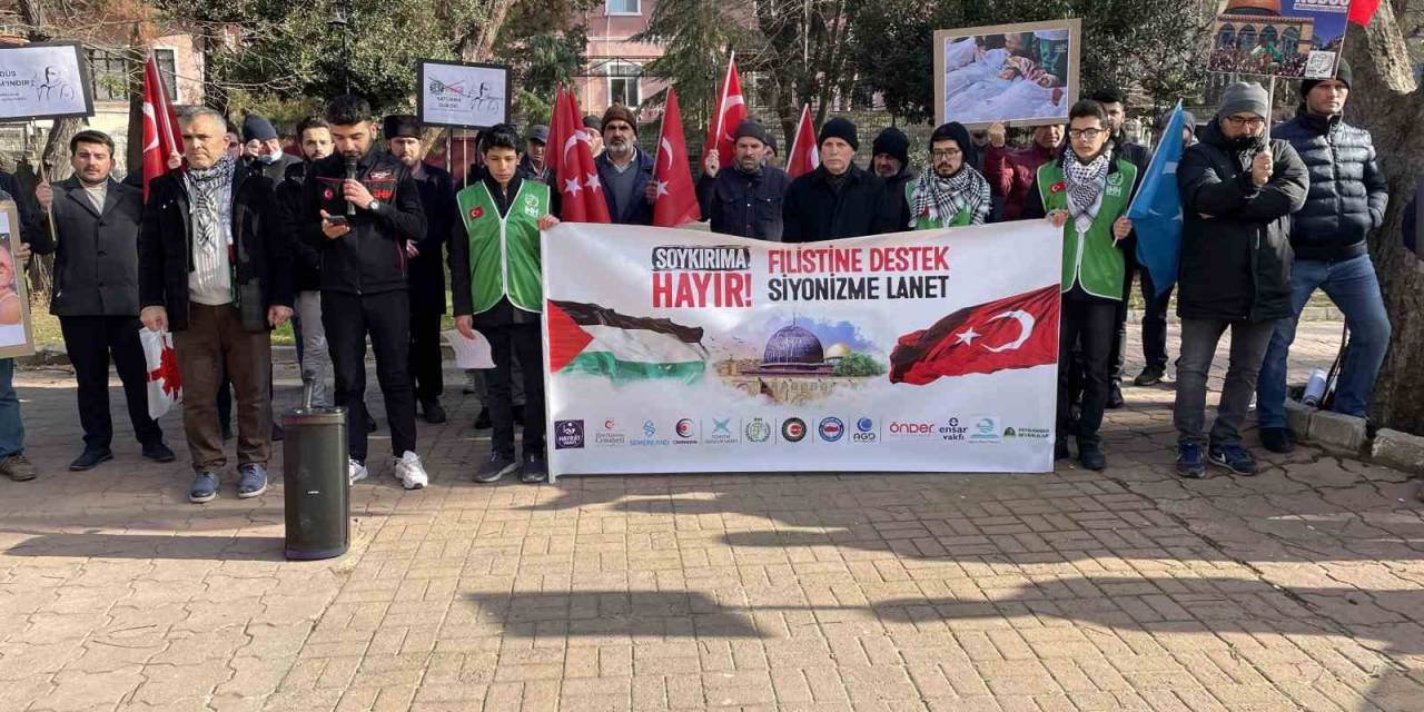 Pençe-kilit Harekâtı’nda Şehit Olan Mehmetçikler İçin Toplandılar
