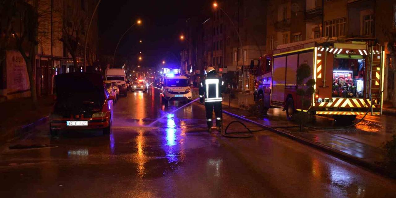 Karaman’da Lpg’li Otomobil Yandı, Yol Trafiğe Kapatıldı