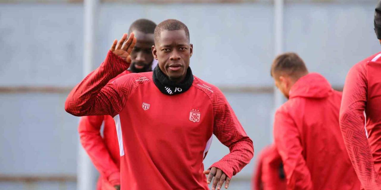 Sivasspor İle Yollarını Ayıran Kader Keita Cfr Cluj’a Transfer Oldu