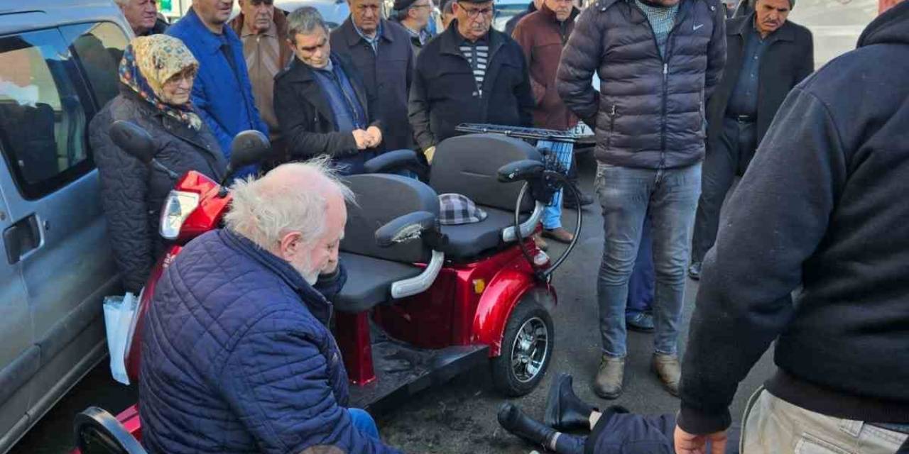 Elektrikli Motosikletten Düştüler: 2 Yaralı