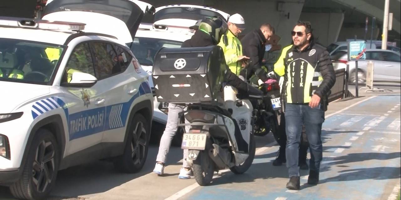 İstanbul’da Yürüyüş Yolunda Motor Kullanan Sürücülere Ceza Yağdı