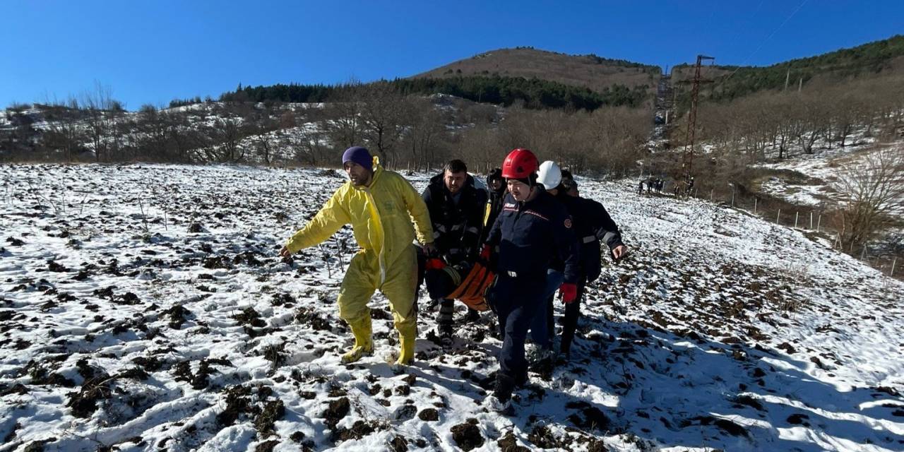 Elektrik Akımına Kapılarak Direkte Mahsur Kalan İşçiyi İtfaiye Kurtardı