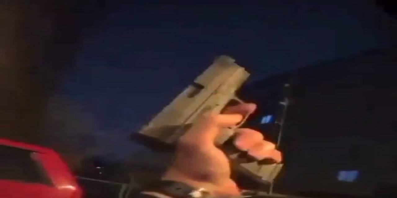 Canlı Yayın Açıp Mahalle Arasında Havaya Defalarca Kez Ateş Etti