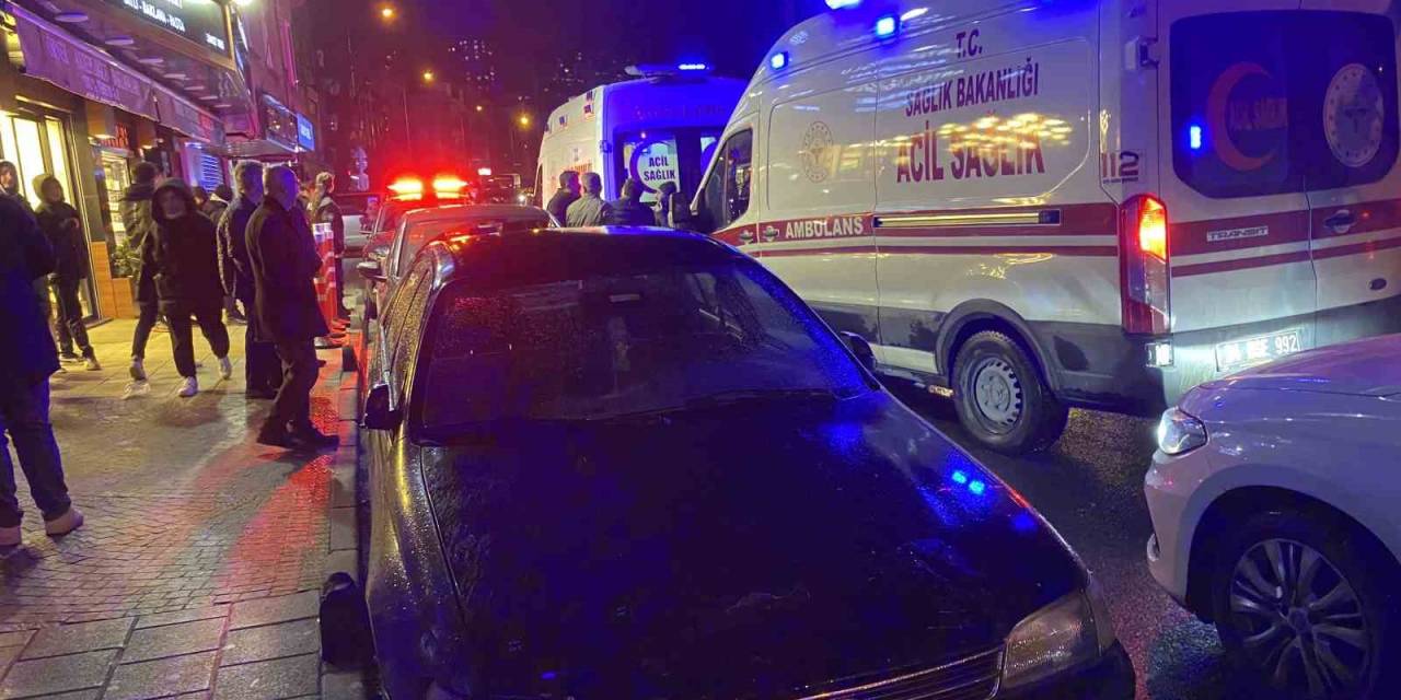 Yolda Yürürken Silahlı Saldırıya Uğrayan 2 Kişiden 1’i İş Yerine Sığındı