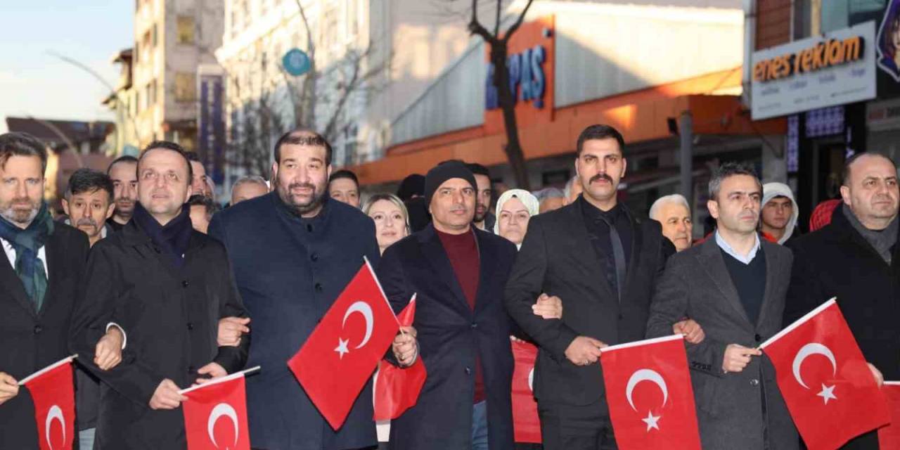 Körfez Şehitler İçin Tek Yürek Oldu