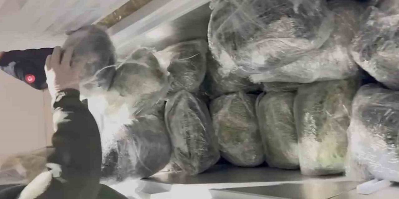 Şüphe Üzerine Durdurulan Kamyonetten 78 Kilo Uyuşturucu Çıktı