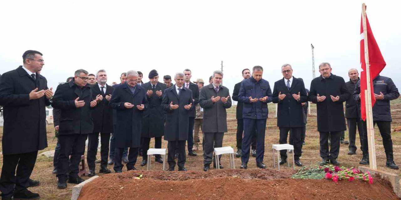 Bakan Yerlikaya, Şehit Babasını Cumhurbaşkanı Erdoğan İle Görüştürdü