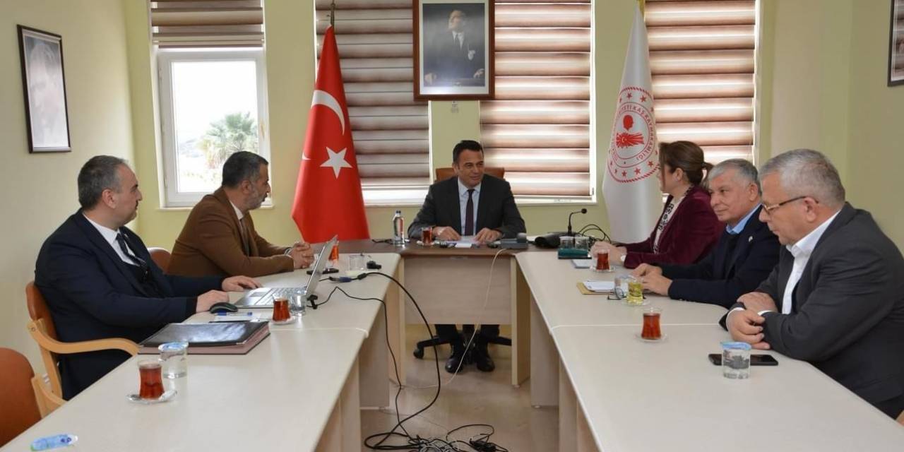 Kaş Gıda İhtisas Organize Sanayi Bölgesi Yönetim Kurulu Toplantısı Yapıldı