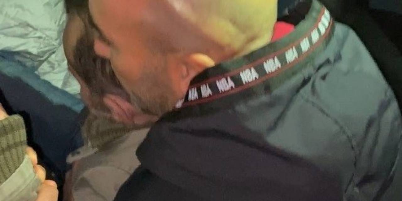 Vatandaşlar Takla Atan Aracın Şoförünü Çıkarmak İçin Seferber Oldu