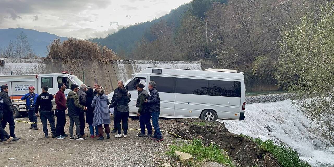 Dere Kenarında Ceset Bulundu