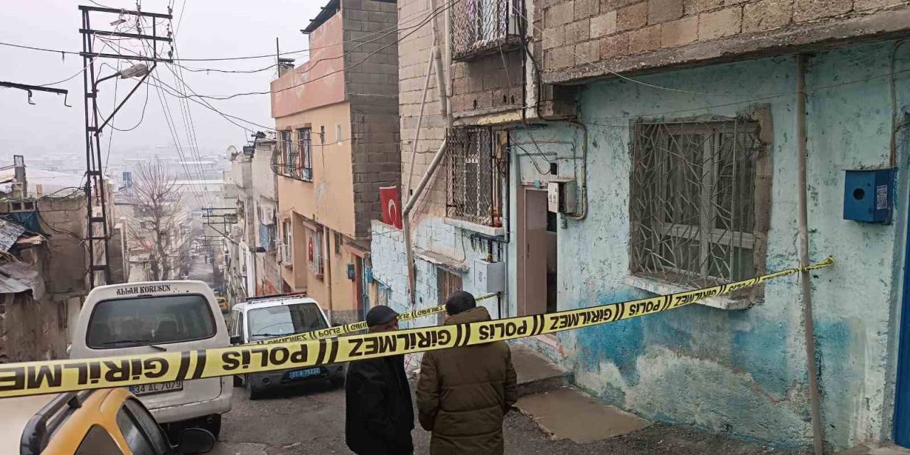 Kuş Tartışması Silahlı Kavgaya Dönüştü: Dede İle Torun Yaralandı