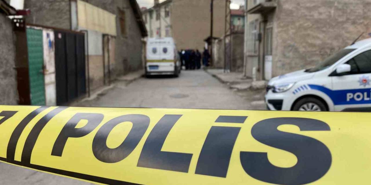 Silahlı Kavgada Kayınpeder Öldü, Damadı Ağır Yaralandı